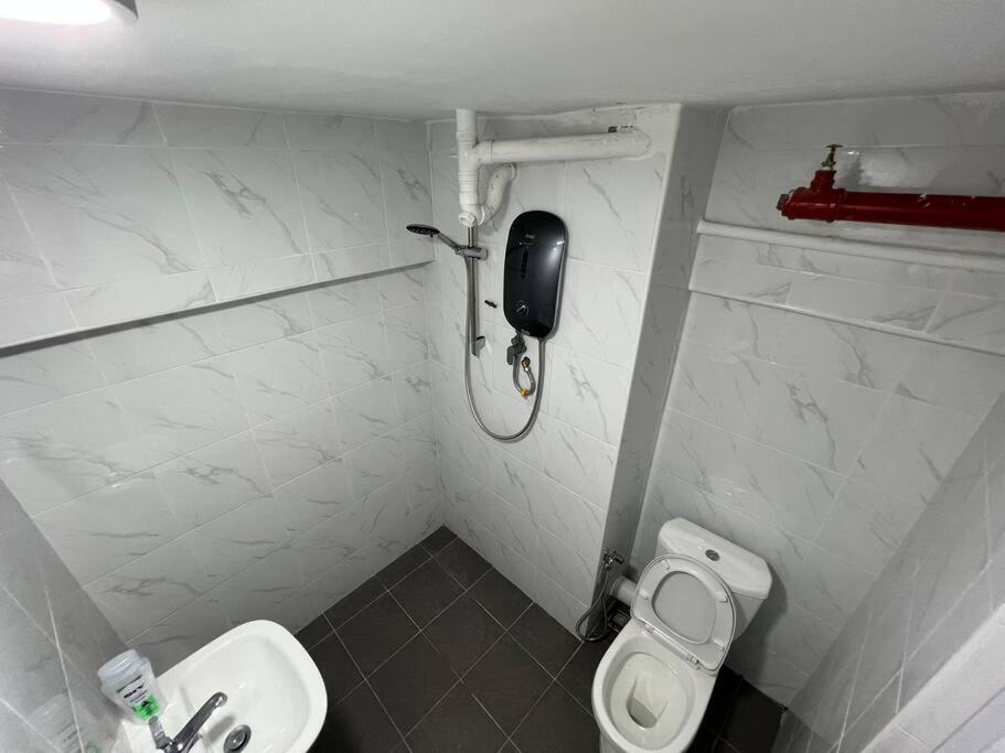 Appartement New 6Pax Soho Near Usm & Spice Arena & Airport à Bayan Lepas Extérieur photo