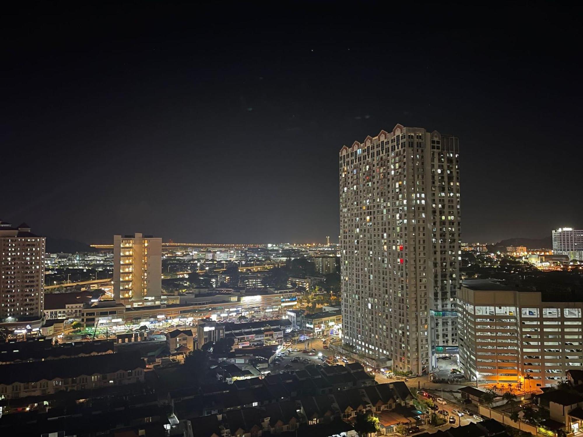 Appartement New 6Pax Soho Near Usm & Spice Arena & Airport à Bayan Lepas Extérieur photo